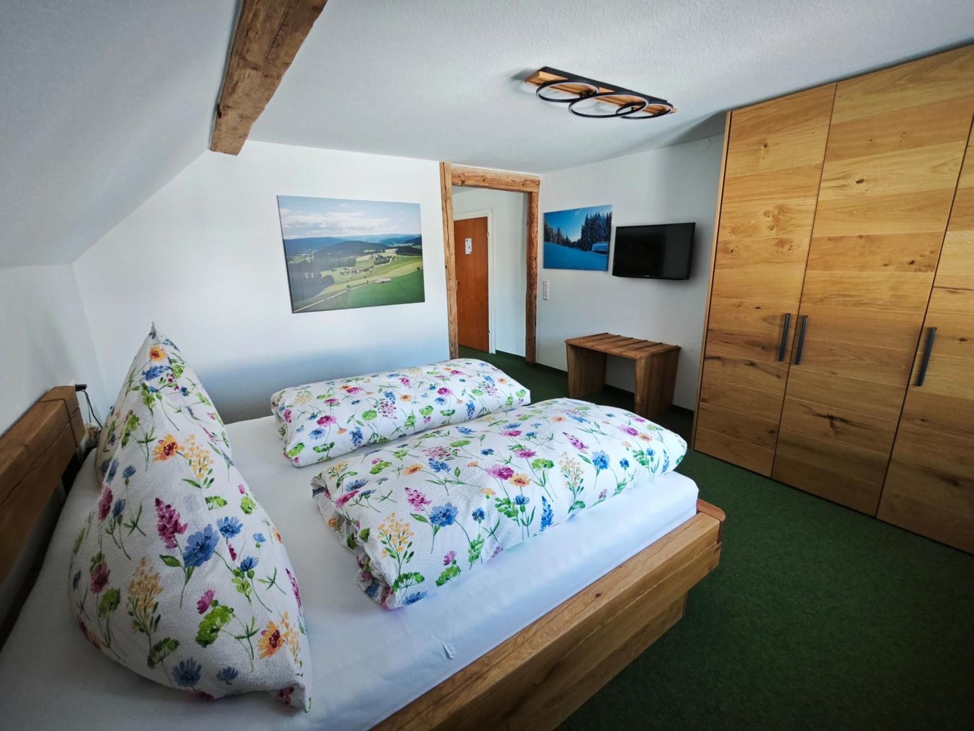 Cafe-Pension Feldbergblick Титизее-Нойштадт Экстерьер фото